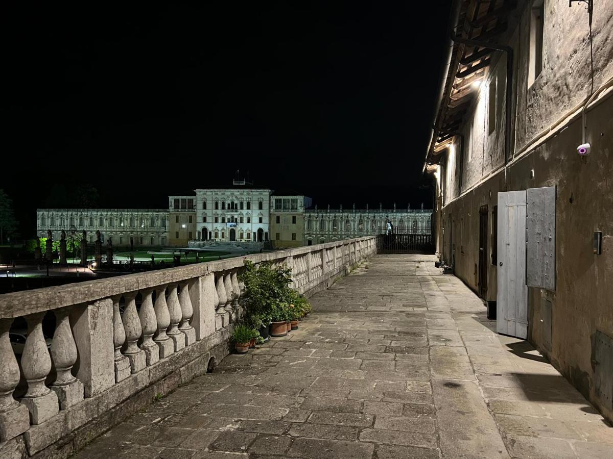 Boutique House Alle Loggie Palladiane Di Villa Contarini Piazzola sul Brenta Luaran gambar
